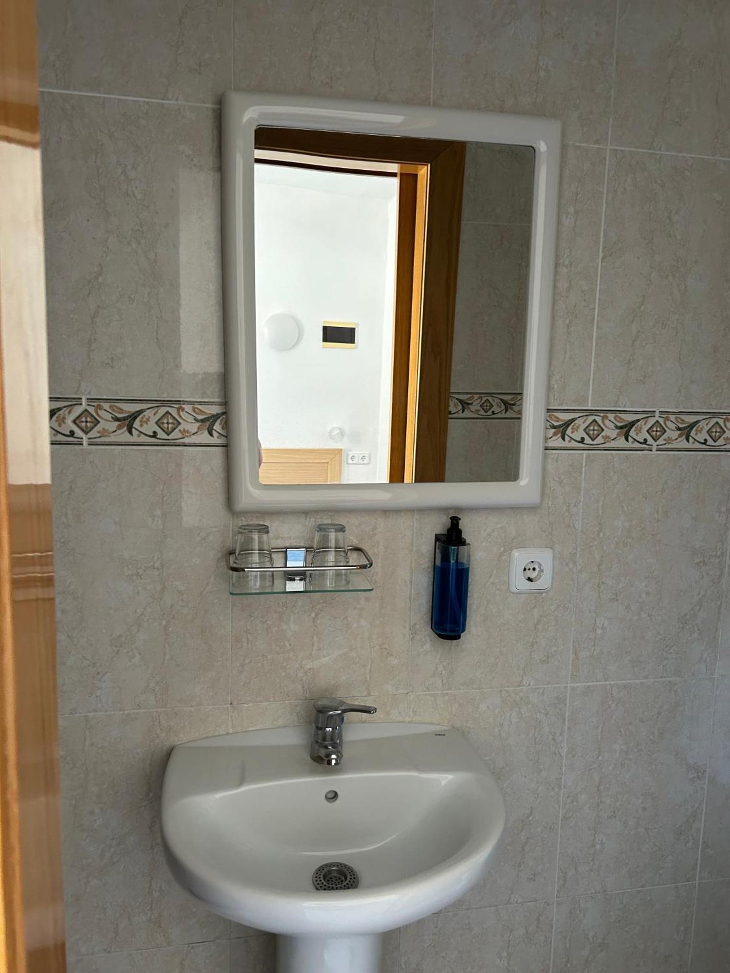 Hostal San Telmo - Adults Only Cala Major  Room photo